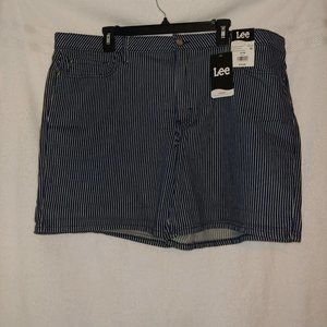 Women's Lee Midrise Shorts, Size 22M